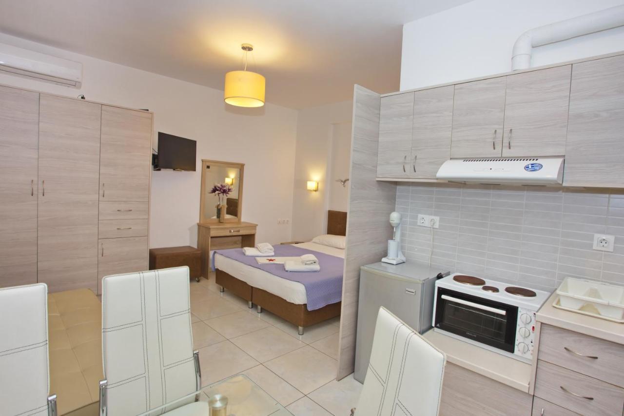Aspous Studios&Rooms Skyros Extérieur photo