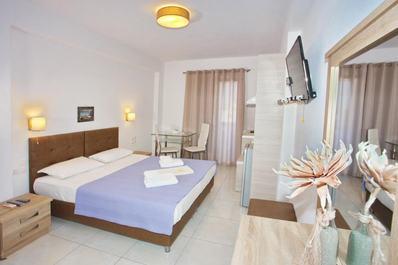 Aspous Studios&Rooms Skyros Extérieur photo