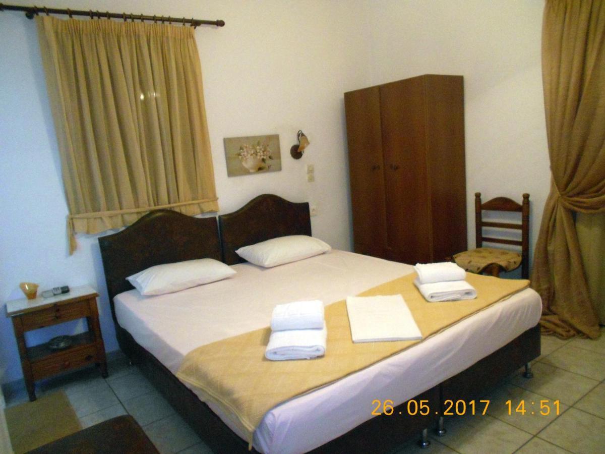 Aspous Studios&Rooms Skyros Extérieur photo